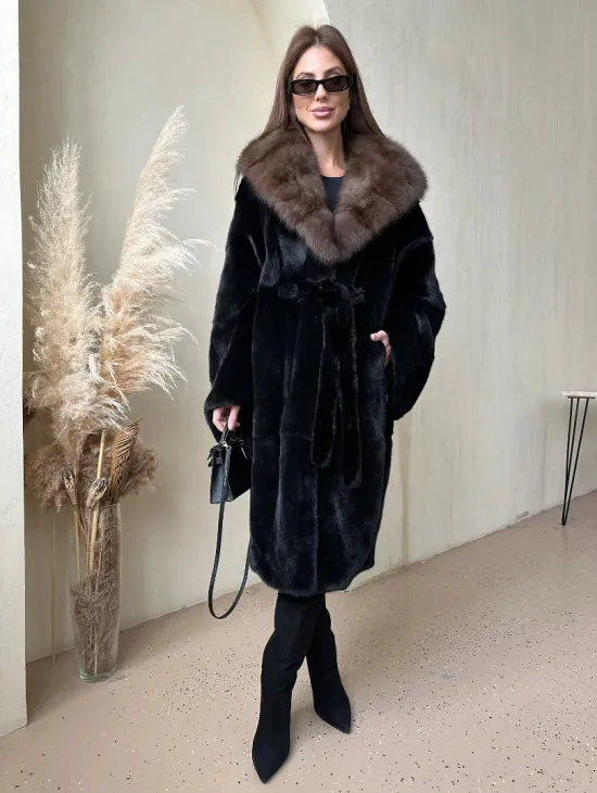 Норка BLACKGLAMA кимоно с капюшоном куница