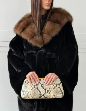 Норковая шуба фасон баллон с капюшоном куница