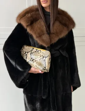 Норковая шуба фасон баллон с капюшоном куница