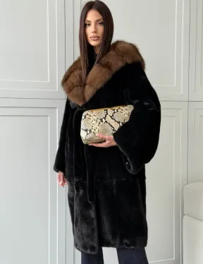Норковая шуба фасон баллон с капюшоном куница