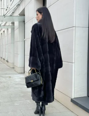 Манто из аукционной норки в цвете графит