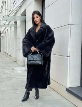 Манто из аукционной норки в цвете графит