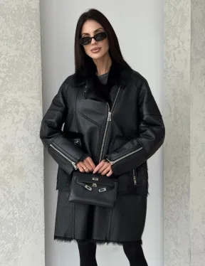 Черная дубленка на тоскане