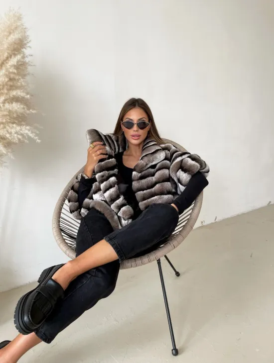 Болеро из шиншиллового орилага с воротником-стойка