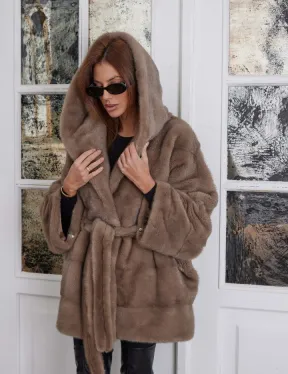 Палевая летучая мышь мех норка с капюшоном - NAFA MILK