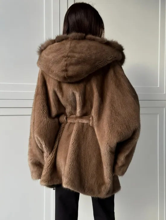 Норка NAFA пошив роспуск пастель с капюшоном куница -летучая мышь