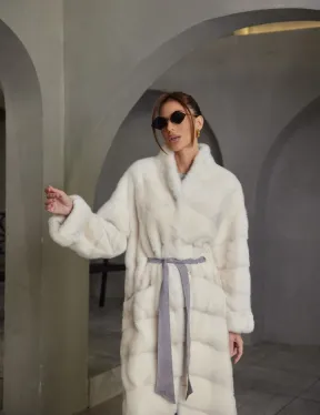 Норковая шуба паркет, воротник - отворот цвет жемчуг