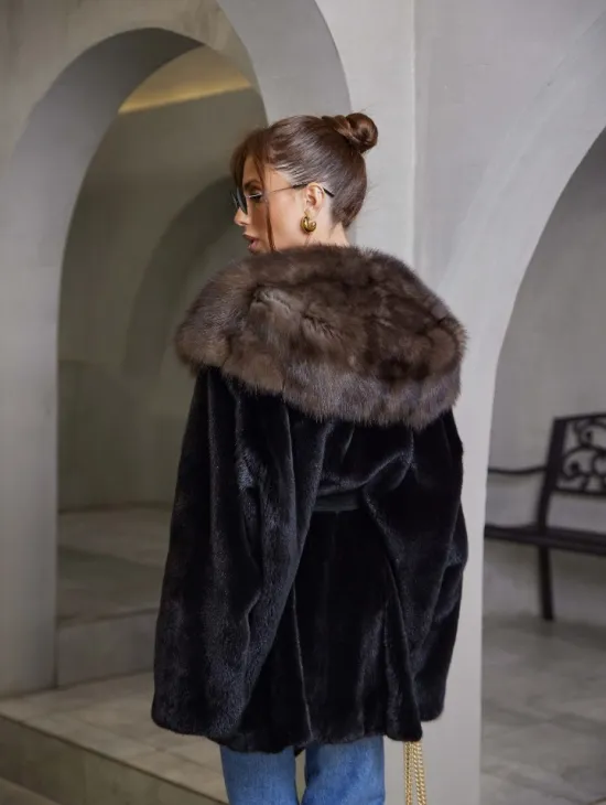норка в роспуск шуба - черная с капюшоном куница
