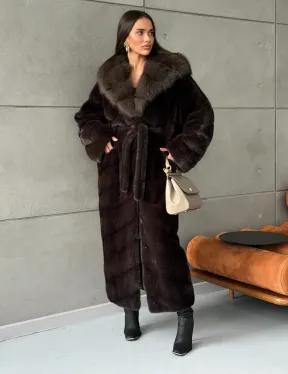 Шуба норковая с капюшоном из меха куницы - цвет уголь