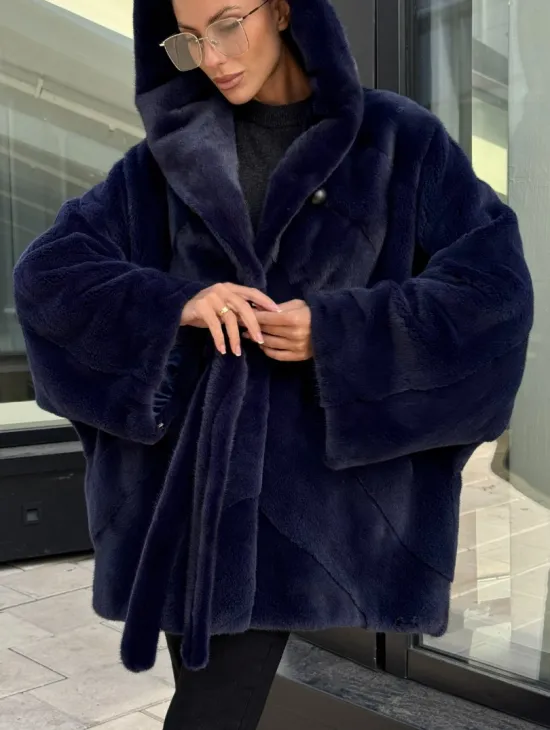 Шуба летучая мышь с капюшоном цвет аквамарин - паркетная раскладка