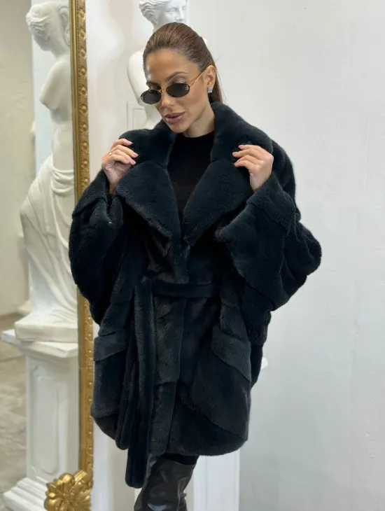 Шуба летучая мышь английский воротник, паркет мех NAFA - цвет черный изумруд