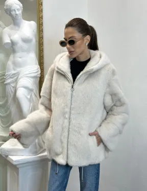 Норковая куртка с капюшоном - цвет ваниль