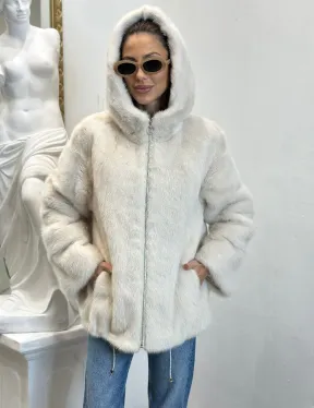 Норковая куртка с капюшоном - цвет ваниль