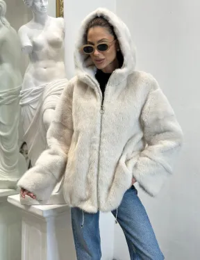 Норковая куртка с капюшоном - цвет ваниль