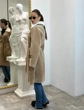 Дубленка из овчины с белым мехом норки - цвет бежевый