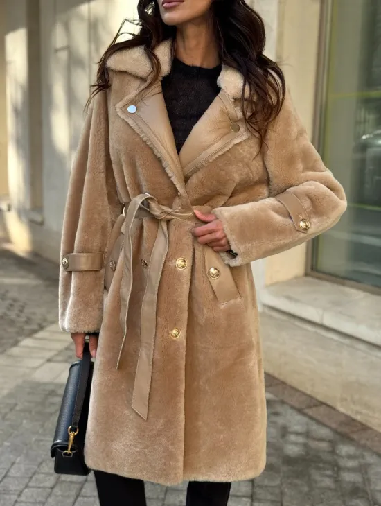 Дубленка из овчины с норковым воротником - цвет бежевый