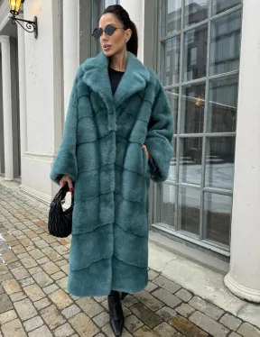 Шуба из меха норки в стиле Oversize - цвет тиффани