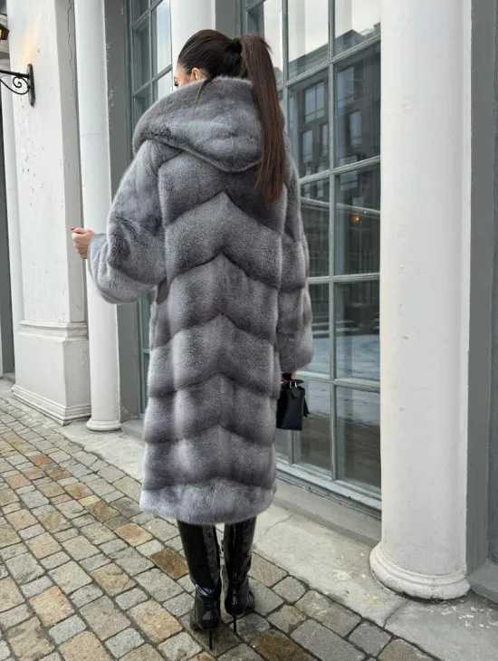 Шуба норковая с капюшоном, паркет - цвет графит-хамелеон