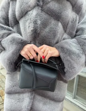 Шуба норковая с капюшоном, паркет - цвет графит-хамелеон