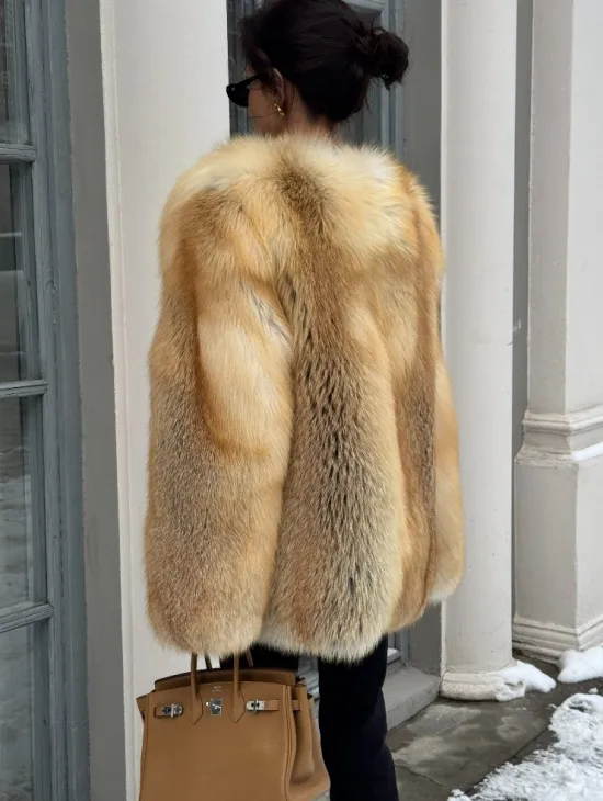 Шуба Premium из меха альпийской лисы - GOLDEN FOX