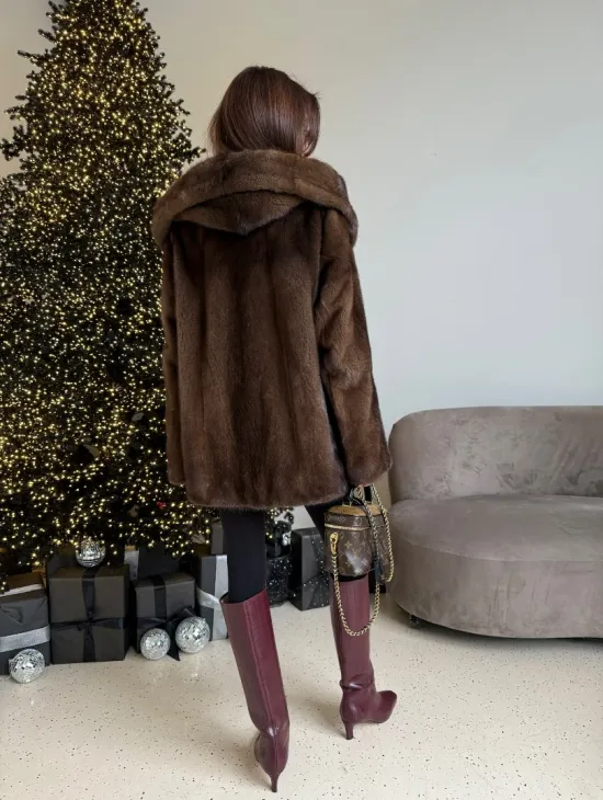 Норка автоледи с капюшоном, роспуск в цвете орех