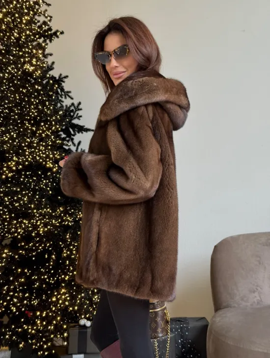 Норка автоледи с капюшоном, роспуск в цвете орех