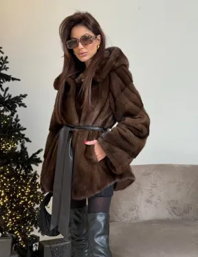 Норковый жакет с капюшоном, роспуск в цвете орех