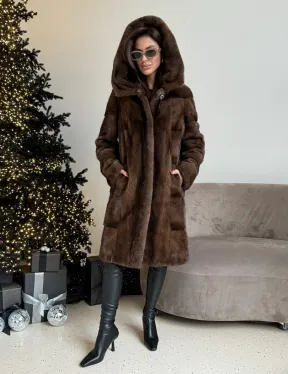 Норковая шуба с капюшоном в цвете орех
