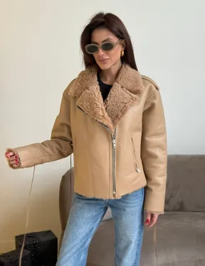 Дубленка - куртка со шнуровкой на спине