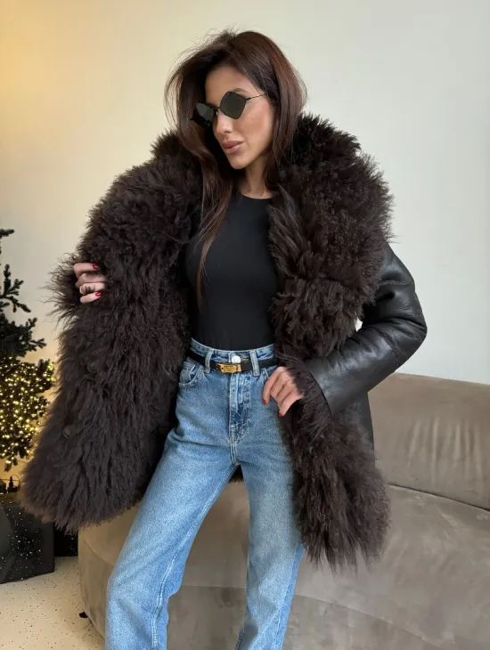 Шуба - дубленка из натуральной овчины (двусторонняя)