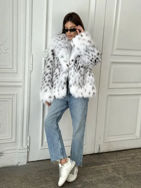 Полушубок из меха аукционной лисы (реплика канадской рыси)