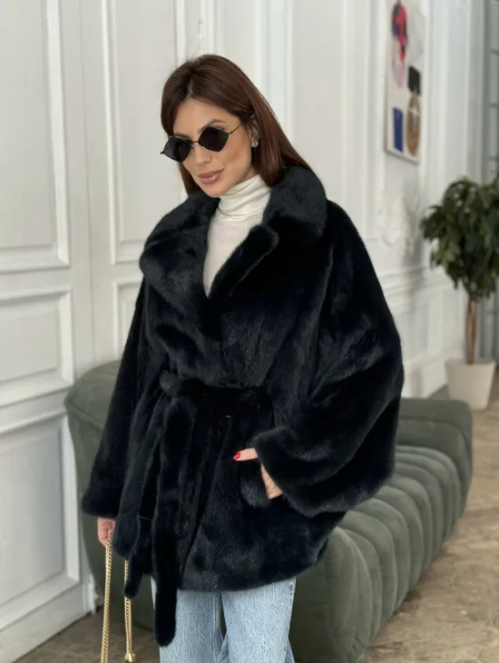 Шуба летучая мышь английский воротник, роспуск мех норка - цвет черный изумруд