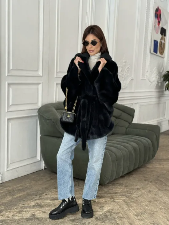 Шуба летучая мышь английский воротник, роспуск мех норка - цвет черный изумруд