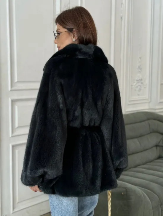 Шуба летучая мышь английский воротник, роспуск мех норка - цвет черный изумруд