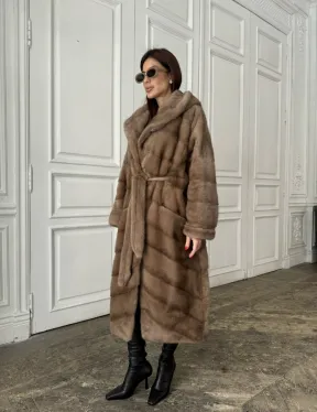 Норковое кимоно с капюшоном в цвете пастель