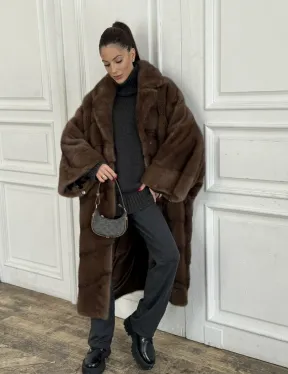 Шуба свободного силуэта из меха норки, английский воротник - цвет орех