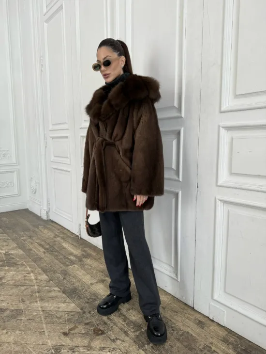 Норка летучая мышь роспуск с капюшоном куница - цвет орех