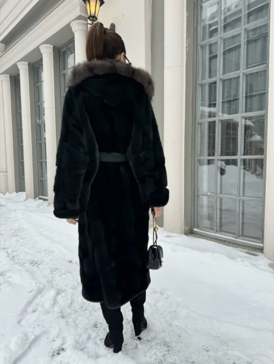 Шуба - кимоно мех аукционная норка с капюшоном куница - цвет черный изумруд