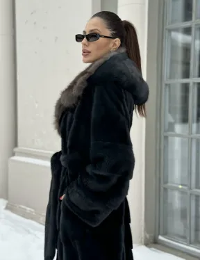 Шуба - кимоно мех аукционная норка с капюшоном куница - цвет черный изумруд