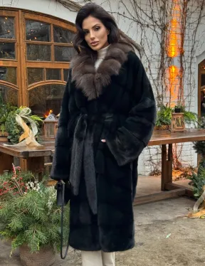 Норковое кимоно с воротником из меха куницы - цвет черный изумруд