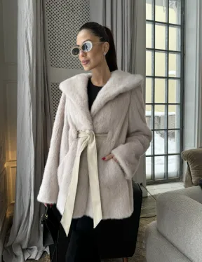 Норковая шуба с капюшоном под пояс - цвет пудра