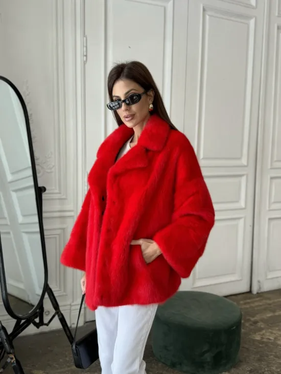 Красный норковый полушубок английский воротник роспуск