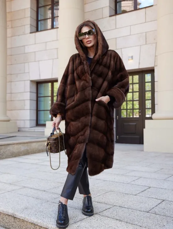 Шуба норковая с капюшоном - цвет соболь