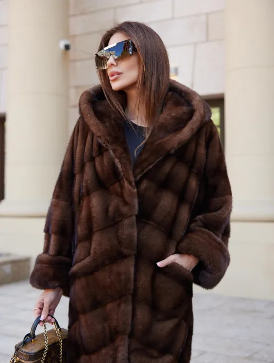 Шуба норковая с капюшоном - цвет соболь