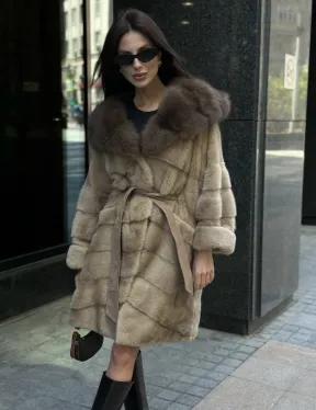 Шуба норковая с капюшоном куница - цвет пастель