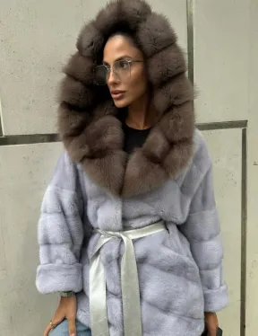 Шуба норковая с капюшоном из меха куницы - цвет голубой