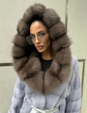 Шуба норковая с капюшоном из меха куницы - цвет голубой