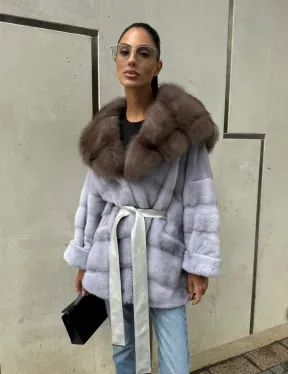 Шуба норковая с капюшоном из меха куницы - цвет голубой