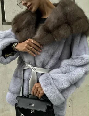 Шуба норковая с капюшоном из меха куницы - цвет голубой