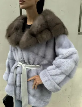 Шуба норковая с капюшоном из меха куницы - цвет голубой